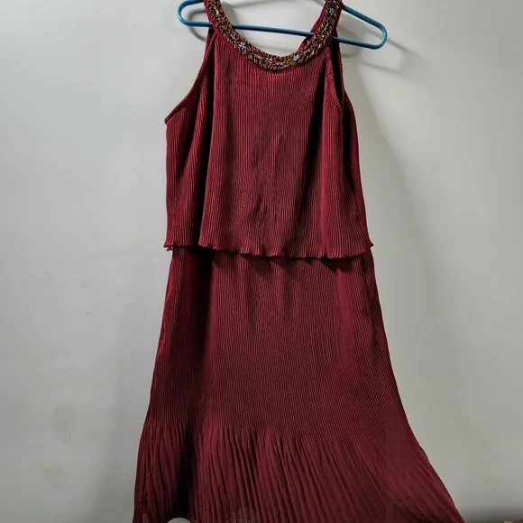 Halter dress - Picture 2 of 4